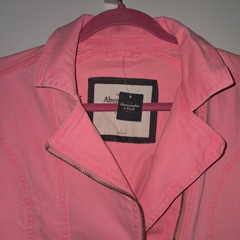 Abercrombie & Fitch Womens Pink Denim Moto Jean Jacket Large EUC - Picture 3 of 8